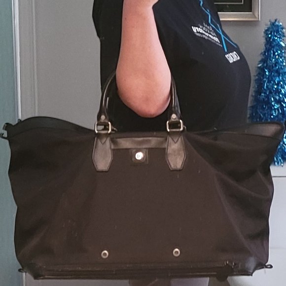 Lululemon Tote - Picture 16 of 17